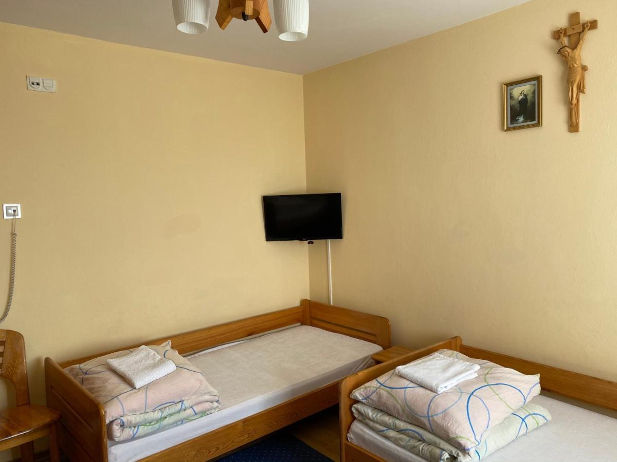 Osrodek Gwiazda Morza Bed & Breakfast Grzybowo  Exterior photo