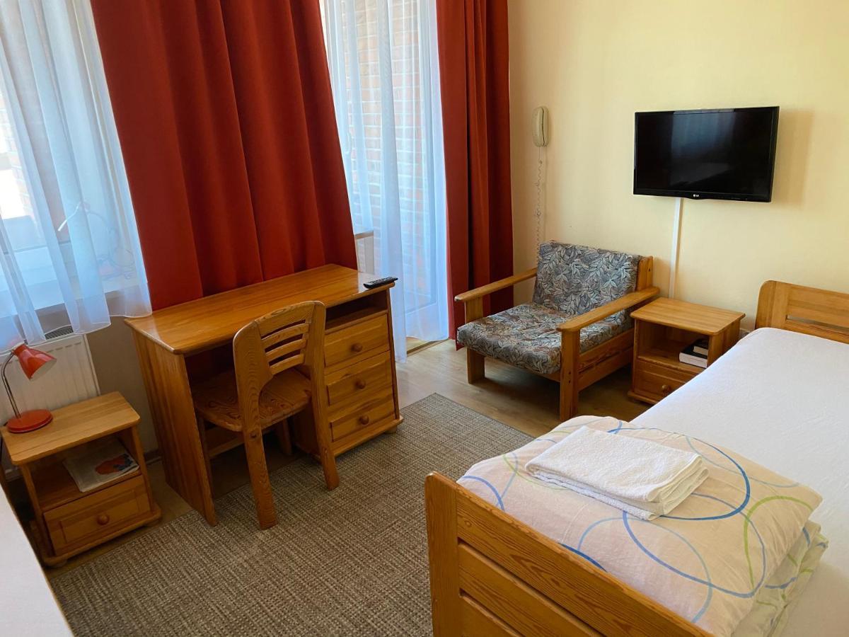 Osrodek Gwiazda Morza Bed & Breakfast Grzybowo  Exterior photo